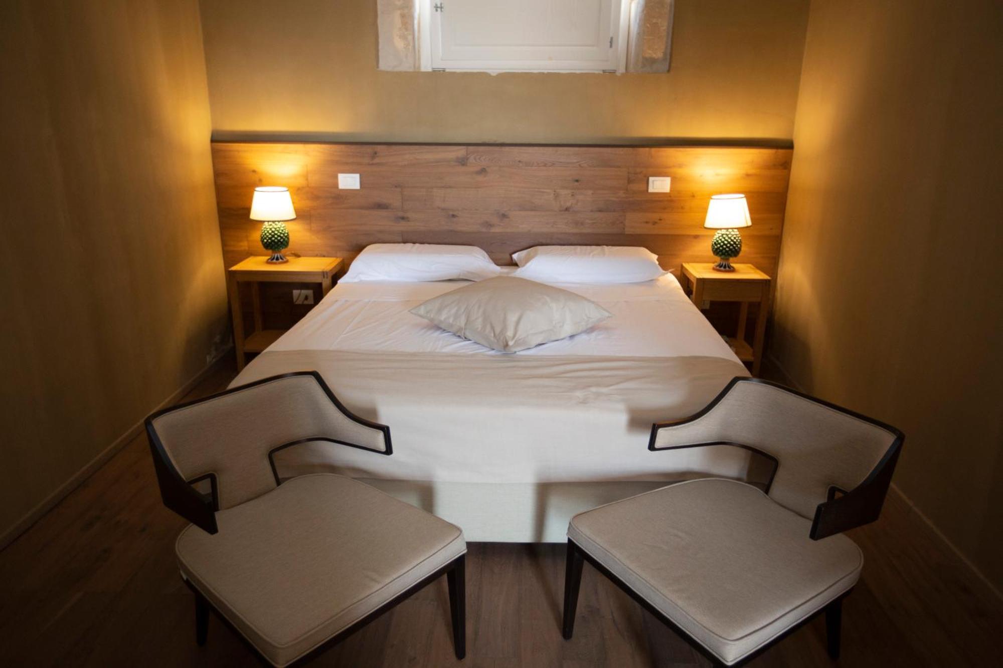 Ballium Luxury Relais Avola Bagian luar foto